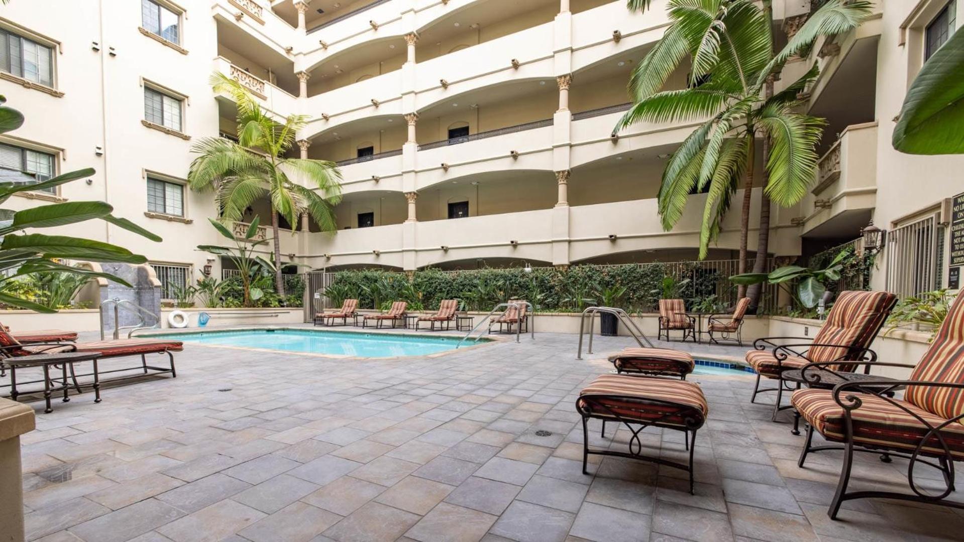 Holiday In La - 1Br With Free Parking, Laundry, Pool لوس أنجلوس المظهر الخارجي الصورة